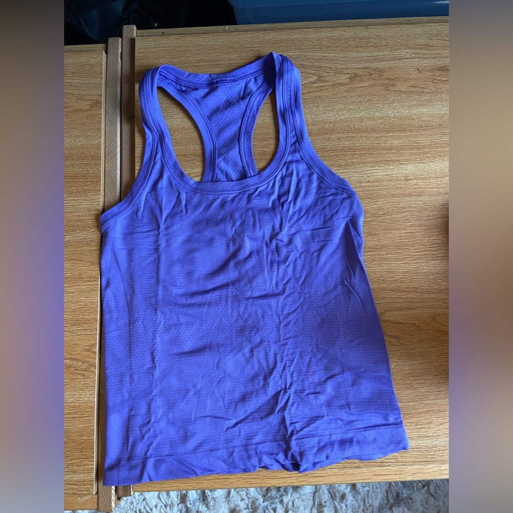 Lululemon Swiftly tech tank 2.0 race length charged indigo